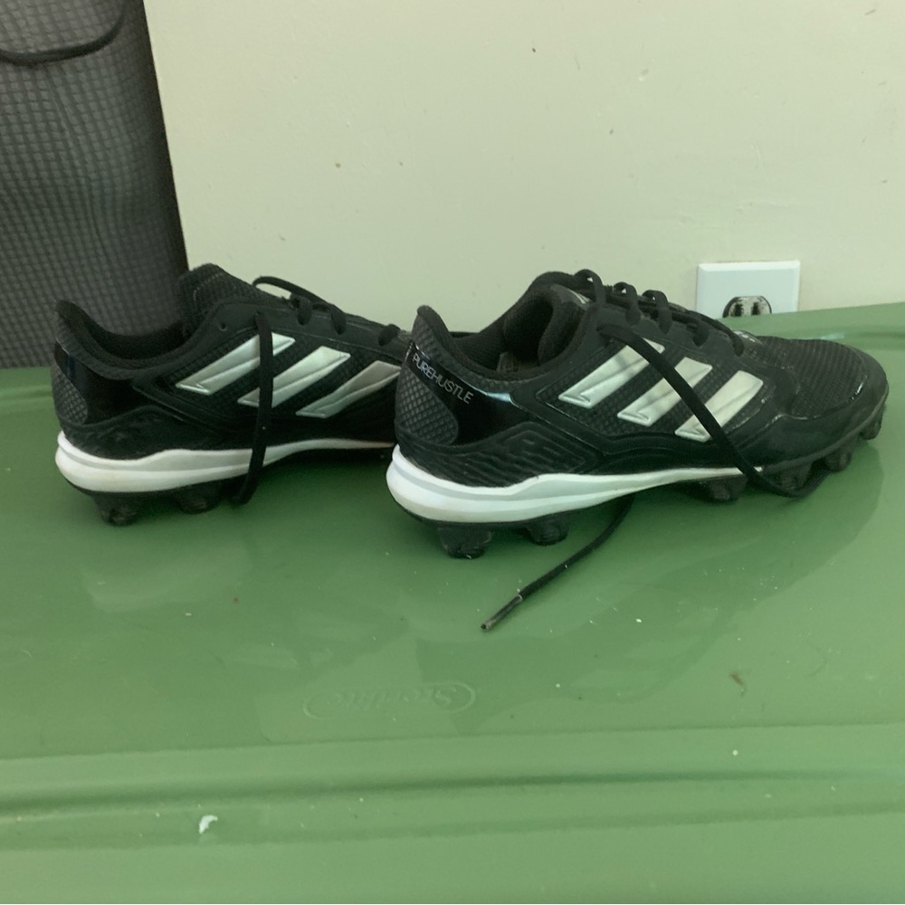 Adidas softball cleats